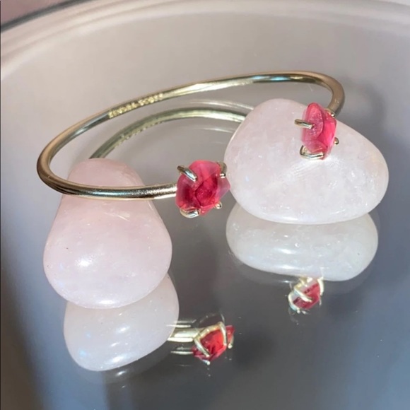 Kendra Scott Edie Cuff Bracelet - Picture 4 of 4